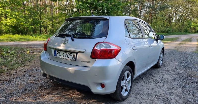 Toyota Auris cena 19999 przebieg: 248000, rok produkcji 2010 z Poznań małe 172